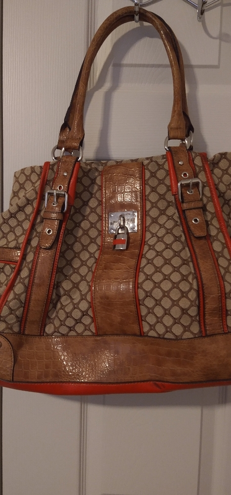 SOLD 🚫***Nine West Purse